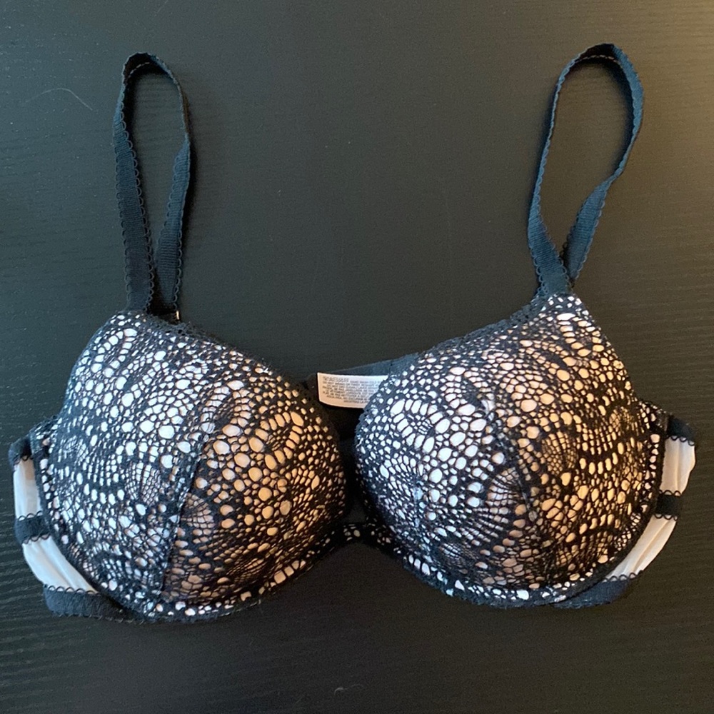 Lacy black push up bra size 36 c